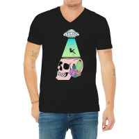 Ufo Beam Down On Skull With Flowers Alien Abductio V-neck Tee | Artistshot