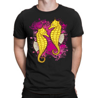 Two Adorable Seahorses On Colorblotches 21 T-shirt | Artistshot