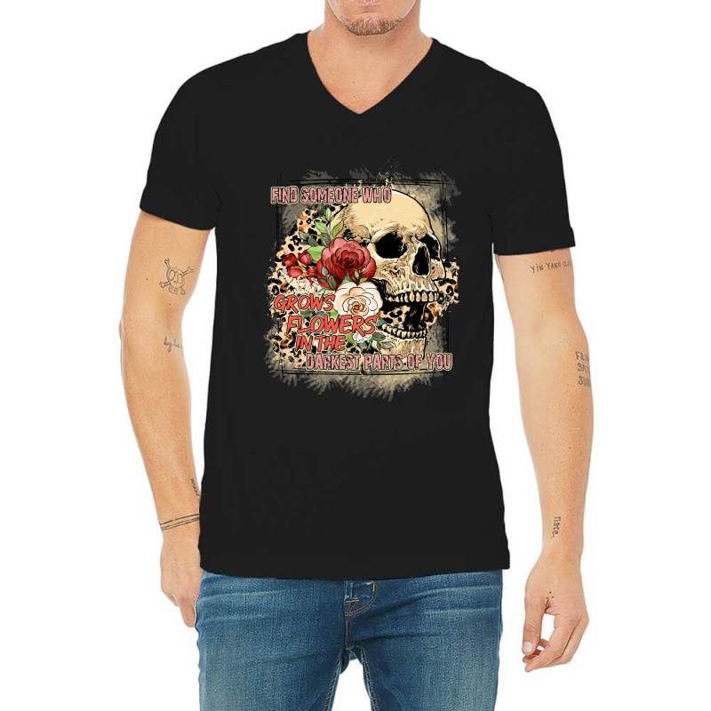 Find Someone Who Grows Flowers Boho Leopard Skull  V-neck Tee | Artistshot