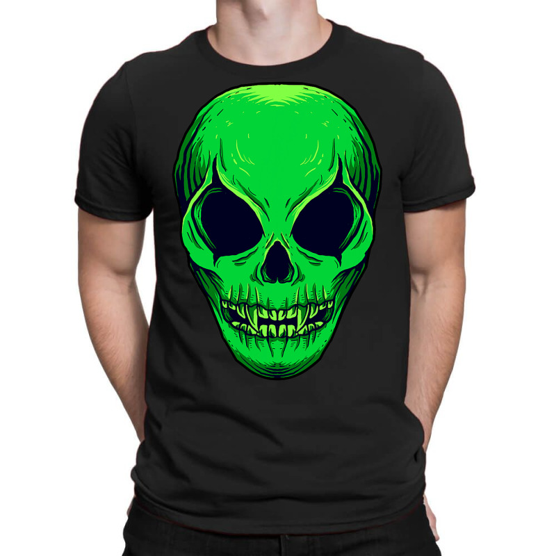 Scary Alien Ufo Trippy Green Alien Skull Halloween T-shirt | Artistshot