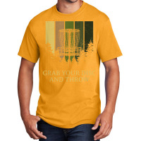 Grab Disc And Throw Disc Golf Outdoor Game Funny Golfer Basic T-shirt | Artistshot