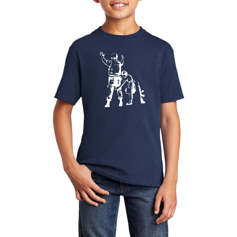 Banksy-girl-searching-soldier Basic Youth T-shirt | Artistshot