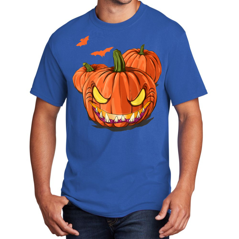 Scary Flying Bats Jack O Lantern Spooky Halloween Pumpkin Basic T-shirt | Artistshot