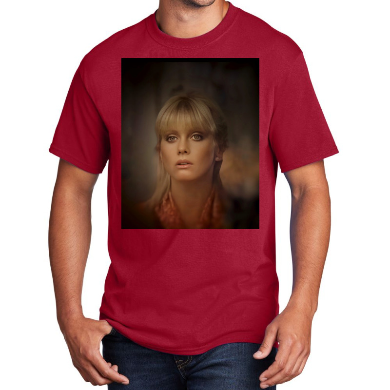 Olivia Newtonjohn  Totally Hot Portrait. Graphic Basic T-shirt | Artistshot