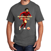 Mo Salah Running Down The Wing Classic Basic T-shirt | Artistshot