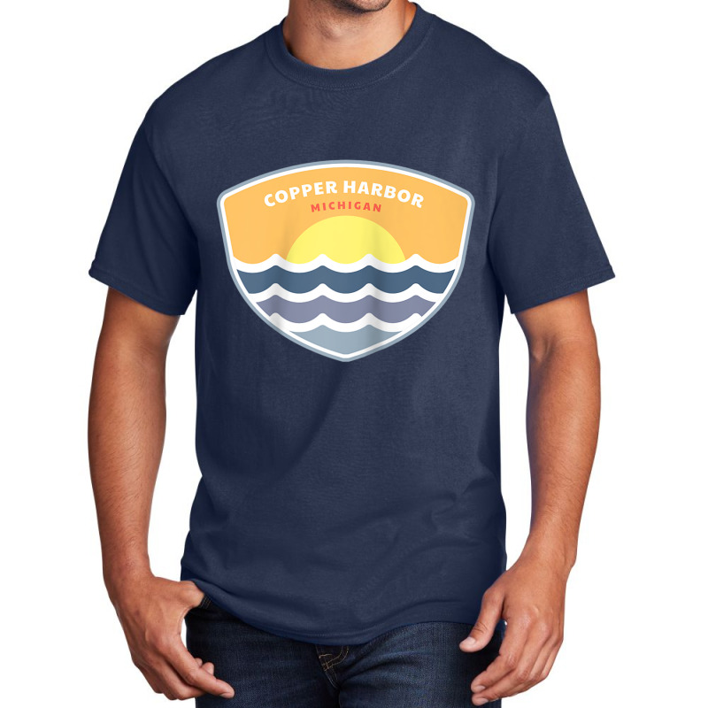 Copper Harbor Michigan Mi Sunset Vacation Souvenir Raglan Baseball Tee Basic T-shirt | Artistshot