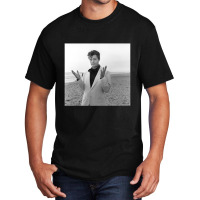 Marcello Mastroianni 02 Classic Basic T-shirt | Artistshot