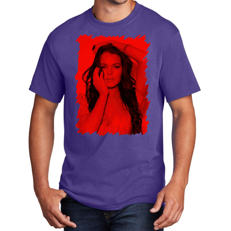 Lindsay Lohan  Celebrity (extra Zoom) Basic T-shirt | Artistshot