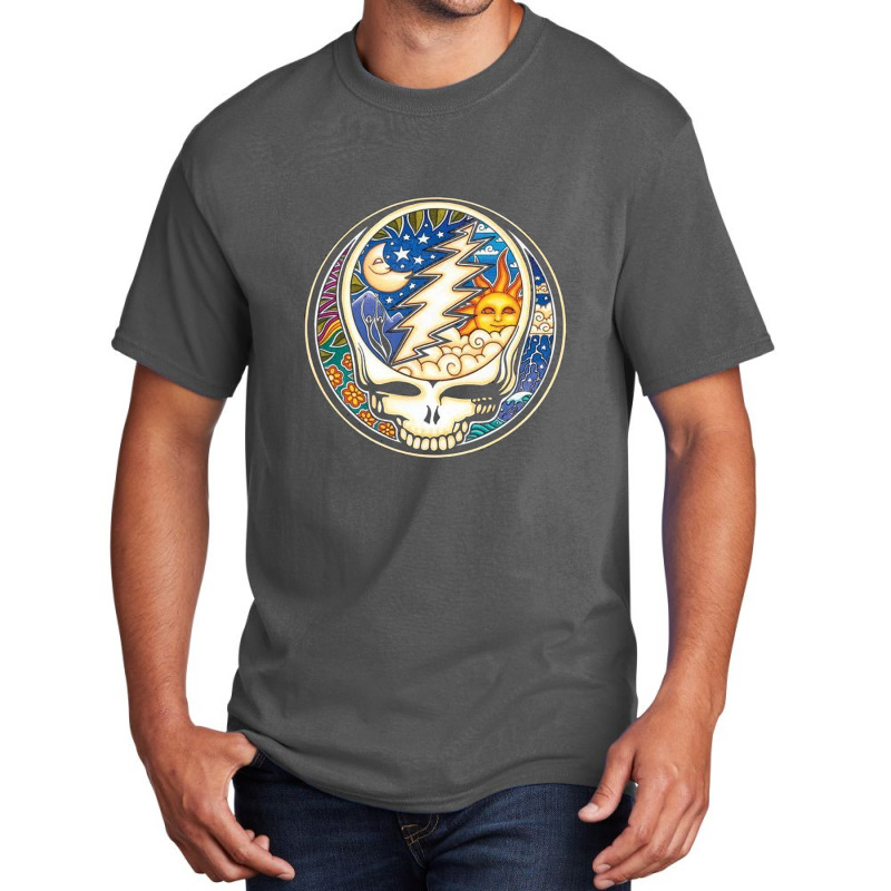 The Blitz Grateful On The Moon Light And Sun Basic T-shirt | Artistshot