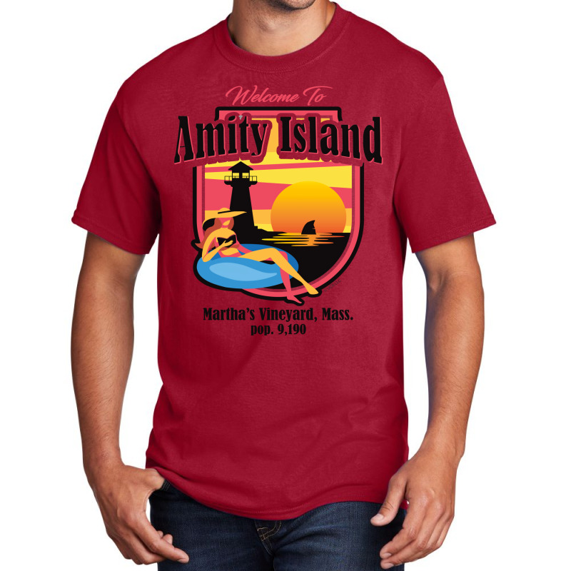 Welcome To Amity Island (universal © Ucs Llc) Basic T-shirt | Artistshot