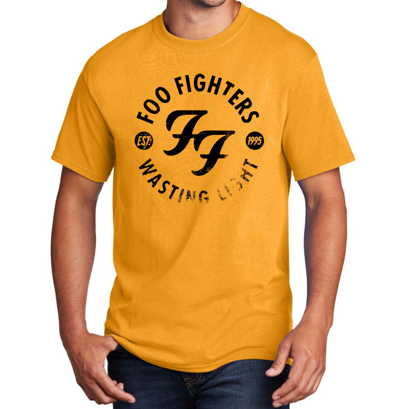 Good Fighters Retro Basic T-shirt | Artistshot