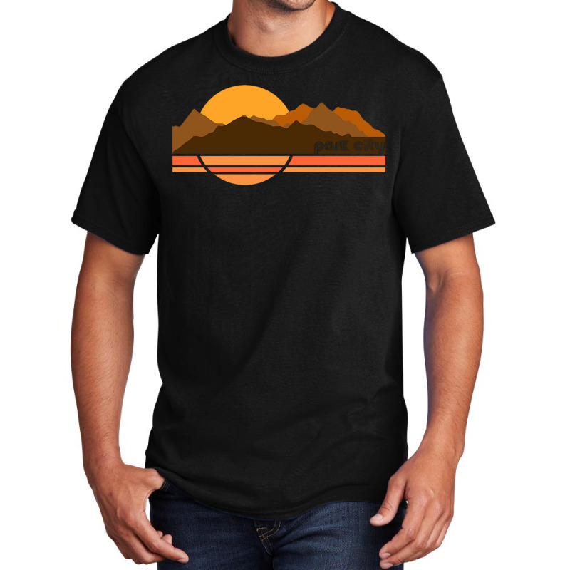 Park City Retro 70s Tourist Souvenir Basic T-shirt | Artistshot