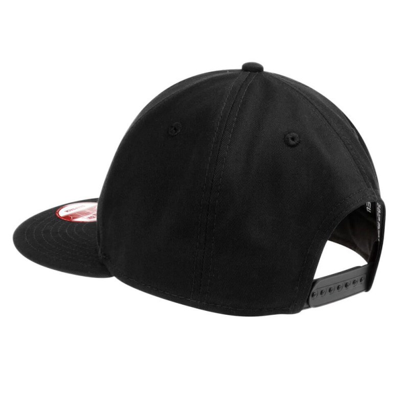 Resto Red Robin Flat Bill Snapback Cap | Artistshot