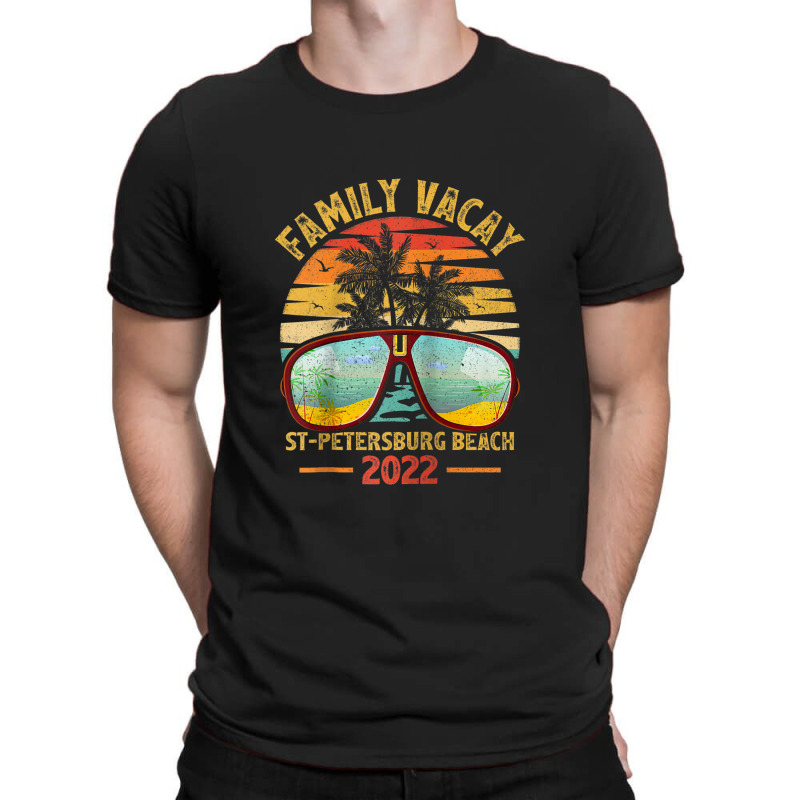 Vintage Family Vacation 2022 Florida St. Petersburg Beach Raglan Baseb T-Shirt by Tiktify | Artistshot