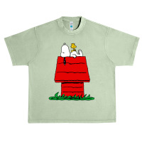 Peanuts The Doghouse Urban Heavy T-shirt | Artistshot