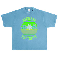 Kiss Me Im Irish T  Shirtkiss Me I’m Irish T  Shirt (8) Urban Heavy T-shirt | Artistshot