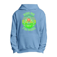 Kiss Me Im Irish T  Shirtkiss Me I’m Irish T  Shirt (9) Urban Pullover Hoodie | Artistshot