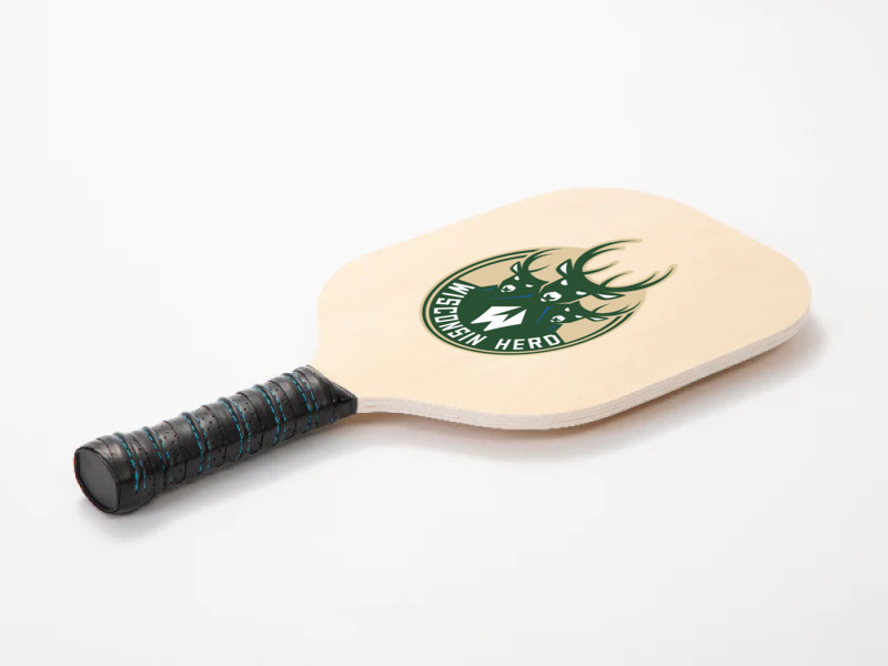 Wisconsin Herd-lovers Pickleball Paddle | Artistshot