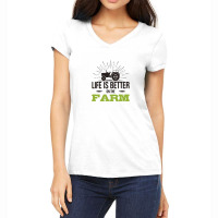 Farm Women's V-neck T-shirt | Artistshot