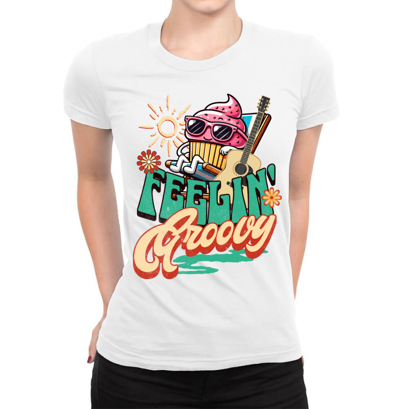 Cute Cupcake On Vacation Ladies Fitted T-shirt | Artistshot