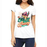 Cute Cupcake On Vacation Women's V-neck T-shirt | Artistshot