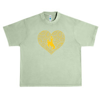 Wyoming Cowboys Paisley Heart - Apparel Urban Heavy T-shirt | Artistshot