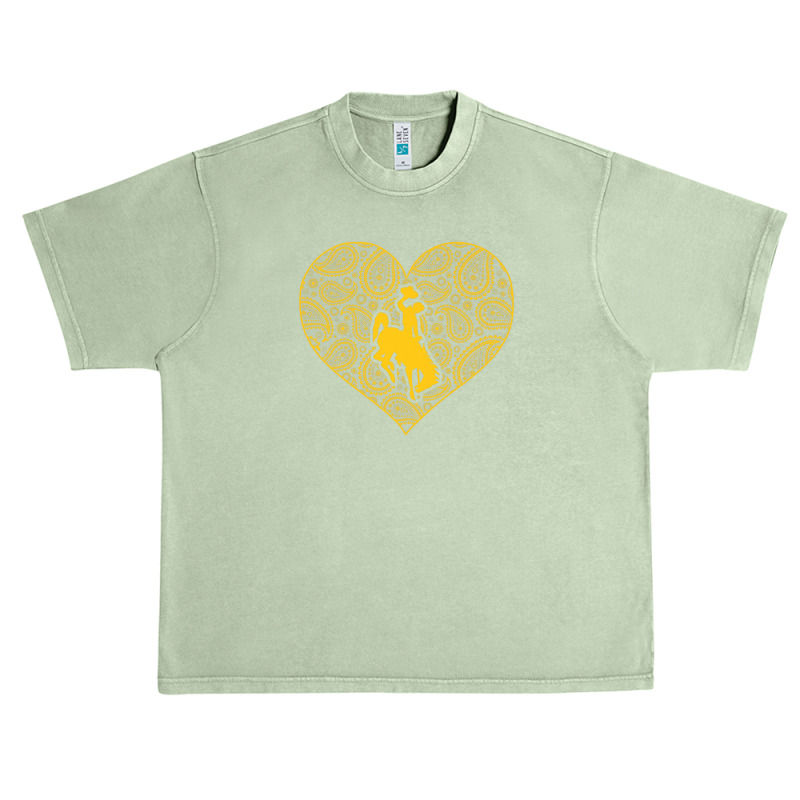 Wyoming Cowboys Paisley Heart - Apparel Urban Heavy T-shirt | Artistshot