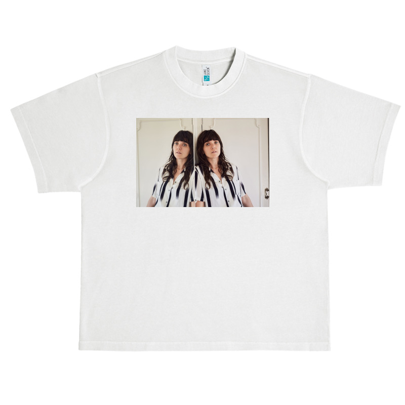 Courtney Barnett 3 Urban Heavy T-shirt | Artistshot