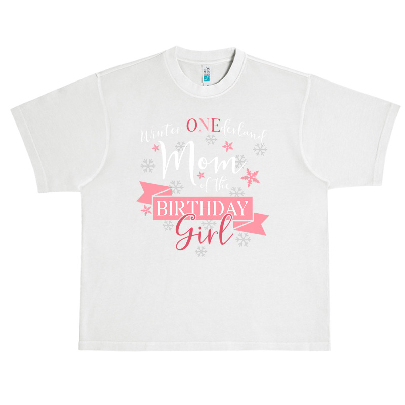 Womens Winter Onederland Mom Of The Birthday Girl Urban Heavy T-shirt | Artistshot