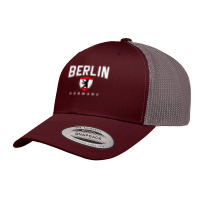 Berlin Germany Bear Flag Souvenir Travel German Gift T Shirt Retro Trucker Cap | Artistshot