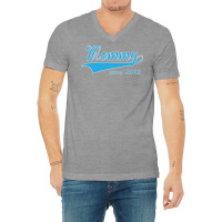 Setica-mommy-since-2013 V-neck Tee | Artistshot