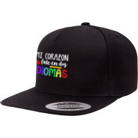 Mi Corazon Late En Dos Idiomas Bilingual T Shirt 5 Panel Snapback Cap | Artistshot