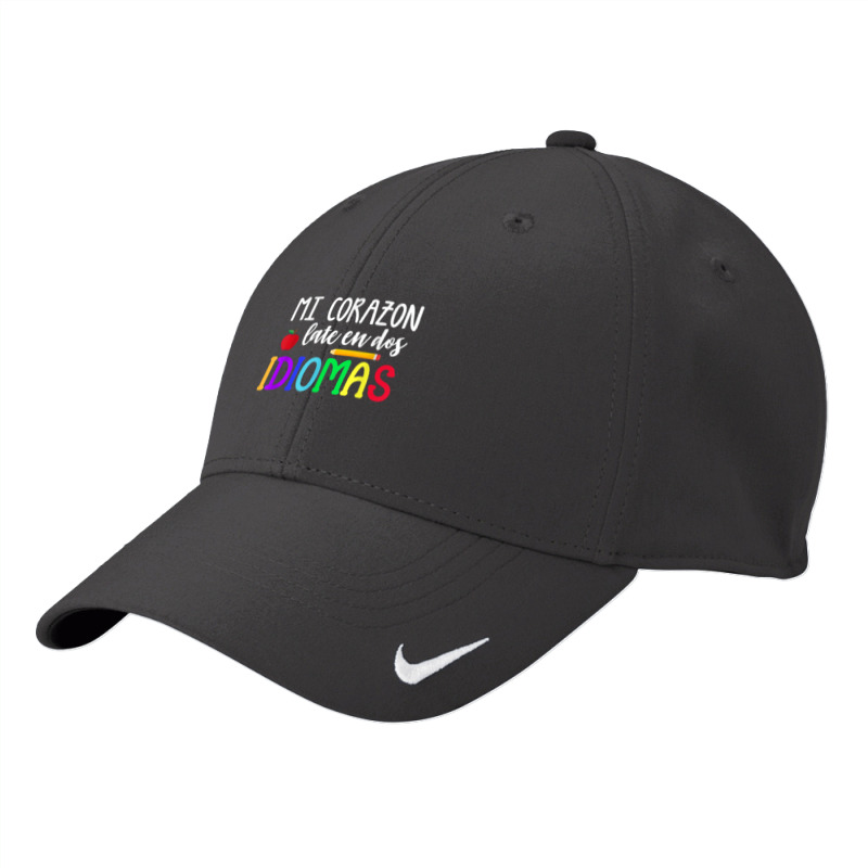 Mi Corazon Late En Dos Idiomas Bilingual T Shirt Nike Dri-FIT Cap by cm-arts | Artistshot