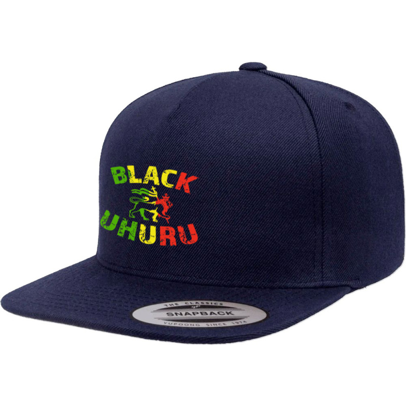 Black Uhuru Jamaican Lion 5 panel snapback cap by LYNNHUTCHISON-SHOP | Artistshot