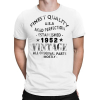 Vintage 1952 Black T-shirt | Artistshot