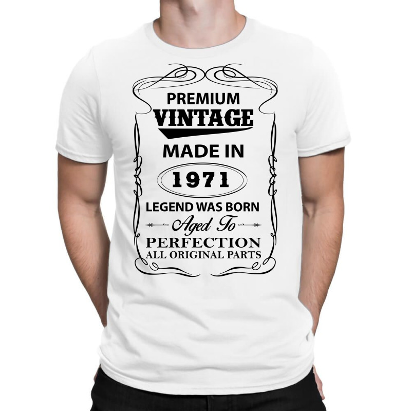 Vintage Legend Was Born 1971 T-shirt | Artistshot