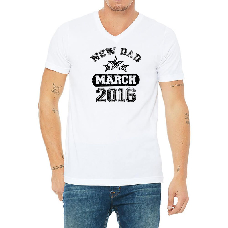 Dad To Be March 2016 V-neck Tee | Artistshot