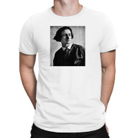 Stanisław Szukalski Polish Artist Fan Design T-shirt | Artistshot