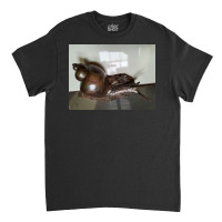 Snail Art Classic T-shirt | Artistshot