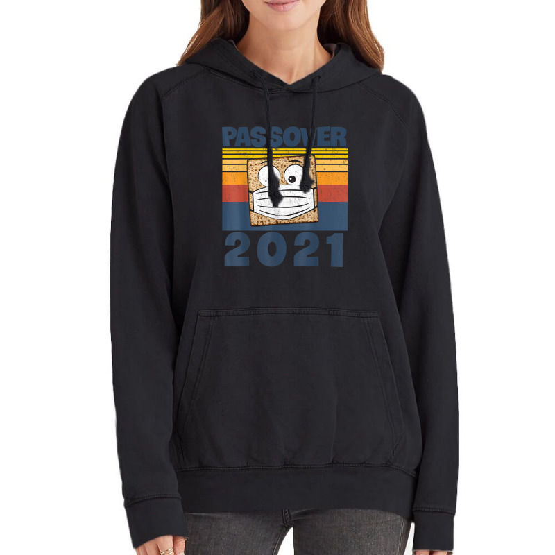 Passover 2021 Matzo Dabbing Seder Jewish Family Vintage Hoodie | Artistshot