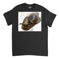 Snail Classic T-shirt | Artistshot