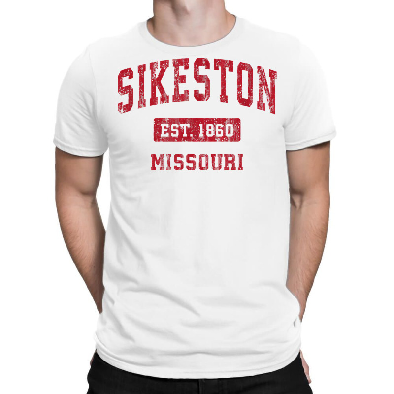 Sikeston Missouri Mo Vintage Sports Design Red Design T Shirt T-Shirt by BeanblossomSheldon | Artistshot