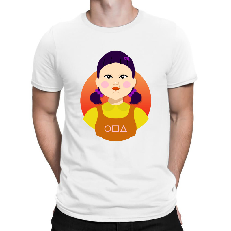 Red Light Green Light   Game Doll T-shirt | Artistshot