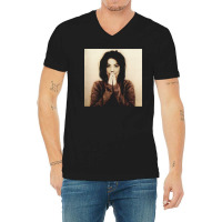 Bjork V-neck Tee | Artistshot