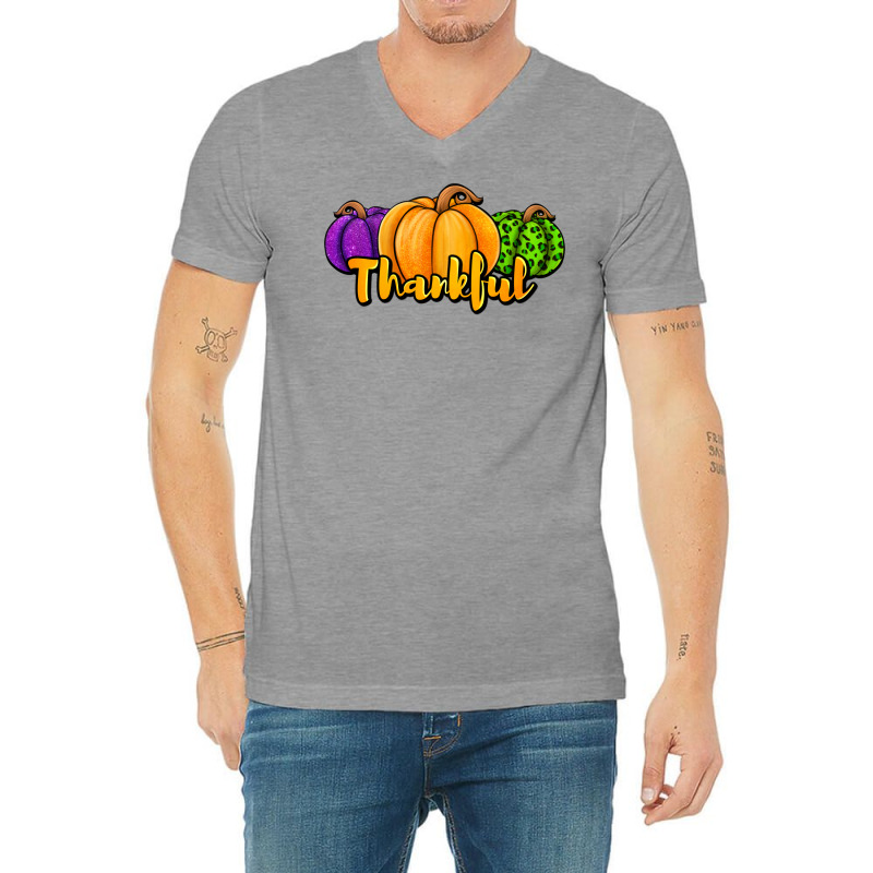 Halloween Pumpkins Thankful V-Neck Tee by Jasminsmagicworld | Artistshot