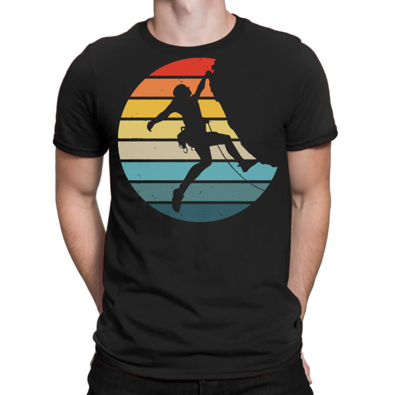 Bouldering T  Shirt Bouldering Silhouette On A Distressed Retro Sunset T-shirt | Artistshot