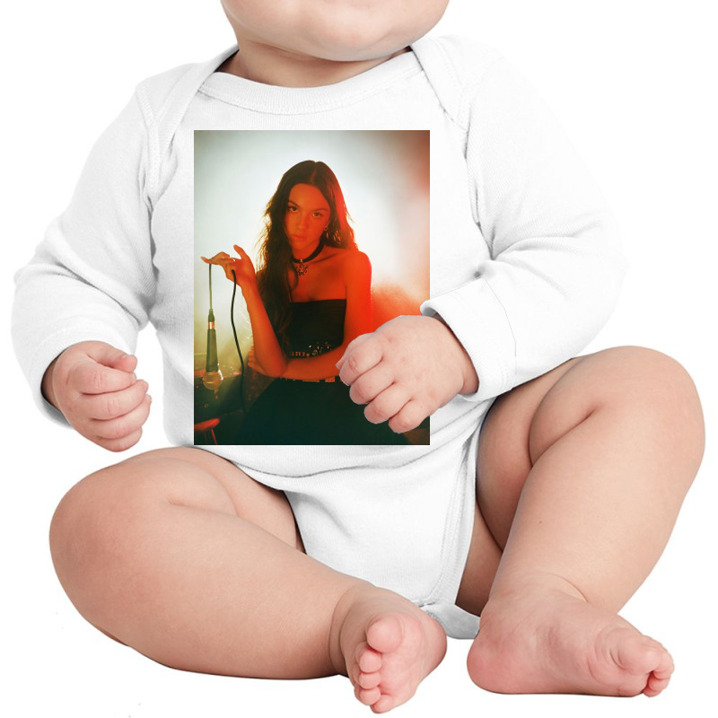 Olivia Is Singging Long Sleeve Baby Bodysuit | Artistshot