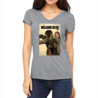 The Walking Dead Season 11b Key Art T Shirt Women's V-neck T-shirt | Artistshot