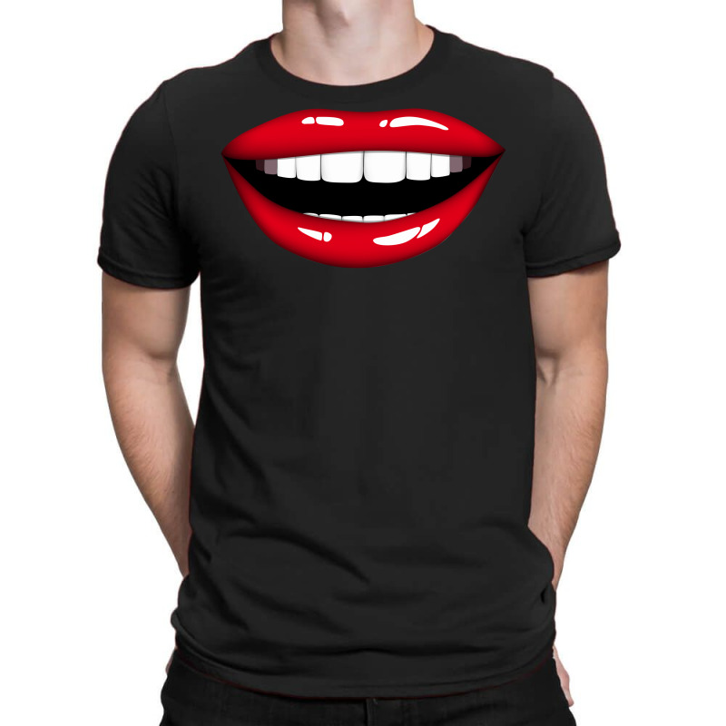 Lips Red T-shirt | Artistshot