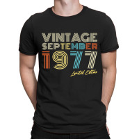 September 1977 Vintage Gift T-shirt | Artistshot